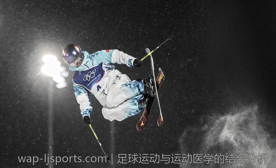 足球运动与运动医学的结合分析